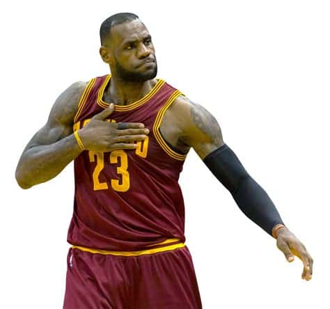 Write informative laconic excerpt under 30 words in mexican spanish for news below. Do not wrap it into quotation marks or html tags. LeBron James tuvo una temporada destacada a nivel estadístico, promediando más de 30 puntos por partido y mejorando su efectividad en tiros de campo y tiros libres. Aunque tuvo problemas de lesiones que lo llevaron a perderse varios juegos, fue uno de los mejores jugadores en el campo cuando estuvo saludable. (Fuente: ESPN) A pesar de una temporada decepcionante para los Lakers, LeBron James tuvo una destacada actuación individual, promediando más de 30 puntos por partido y mejorando su tiro de tres puntos y desde la línea de tiros libres. Sin embargo, su valor fantasy se vio impactado por las lesiones que lo llevaron a perderse varios juegos. (Fuente: NBA.com) LeBron James fue uno de los jugadores más productivos de los Lakers, promediando más de 30 puntos por partido y mejorando su tiro de tres puntos y desde la línea de tiros libres. Sin embargo, las lesiones limitaron su participación en varios juegos, lo que afectó su valor fantasy. (Fuente: Yahoo Deportes),Temporada destacada para LeBron James a pesar de lesiones. Promedió más de 30 puntos y mejoró en tiros de campo. Afectado en fantasy por ausencias.