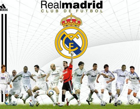 Write informative laconic excerpt under 30 words in mexican spanish for news below. Do not wrap it into quotation marks or html tags. Real Madrid were named the world&apos;s most valuable football club in Forbes&apos; annual list on Thursday, finishing ahead of Manchester United, Barcelona, Liverpool and Manchester City.The business magazine assessed Madrid&apos;s value at $6.6 billion, just ahead of United&apos;s $6.55bn.- Stream on ESPN+: LaLiga, Bundesliga, more (U.S.)Despite their financial difficulties, Barcelona were third in the rankings, at $5.6bn, more than Liverpool&apos;s $5.37bn.Madrid topped the list for the third consecutive year, and the eighth time in 11 years.Forbes uses "enterprise value" to rank the clubs, which assesses a company&apos;s overall worth by including its market value, debt and liquid assets, using figures from the accounting firm Deloitte.The magazine pointed to Madrid&apos;s club record $873m revenue generated in 2022-23 -- the most of any team on the list -- from broadcasting, commercial deals and matchday income.Twelve of the 30 teams on the Forbes list are Premier League clubs, with Tottenham, Chelsea and Arsenal also featuring in the top 10.Atlético Madrid are the only other LaLiga team ranked in the top 30, in 13th place with a value of $1.3bn.Real Madrid&apos;s finances have been boosted by their success in the Champions League in recent seasons, winning the competition five times since 2014. They face Borussia Dortmund in this year&apos;s final on June 1.Forbes said that the average team on the list was now worth $2.3bn, up 5.1% on the previous year, despite a challenging market for broadcast rights for the Bundesliga, Serie A and Ligue 1 with reductions in their most recent TV deals. ,Real Madrid nombrado el club de fútbol más valioso del mundo por Forbes, valorado en $6.6bn, seguido por Manchester United, Barcelona y Liverpool.