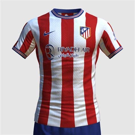 Write informative laconic excerpt under 30 words in mexican spanish for news below. Do not wrap it into quotation marks or html tags. Atlético Madrid announced they will return to using the club&apos;s 1947 crest from July 1 following widespread criticism of the updated badge.The Rojiblancos&apos; decision to modernise the emblem in 2017 proved very unpopular with nearly 78,000 of the more than 138,000 club members voting last year to bring back the previous emblem.- Stream on ESPN+: LaLiga, Bundesliga, more (U.S.)While both designs are similar, the modern emblem sees the bear is facing right instead of left while it is stretching up against a tree (the symbol of the city of Madrid), the four red stripes are thicker, there are smoothed out edges and there are three colours instead of six.Some Atlético fans refused to buy merchandise with the new badge."The club pays special tribute to the thousands of enthusiasts who longed for the return of the 1947 crest," an Atlético statement said."As of July 1, 2024, the official return of the club&apos;s crest will take place. The transformation process is challenging and is expected to take a few months to fully implement but it is already showing up in the most iconic places."Atlético also shared a video on their official social media channels re-unveiling the original badge, with the closing caption: "Sometimes the heart has reasons that marketing can&apos;t understand."The club said the soon-to-be jettisoned logo "will now become part of the family of crests and emblems that have depicted our club over the course of our history." ,El Atlético de Madrid regresará al escudo de 1947 el 1 de julio, tras críticas al emblema actual. Varios fans rechazaron comprar productos con el diseño modificado.