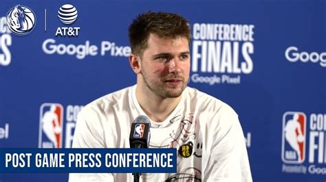 Write informative laconic excerpt under 30 words in mexican spanish for news below. Do not wrap it into quotation marks or html tags. Los Mavericks tienen la oportunidad de llegar a las Finales de la Conferencia Oeste. Luka Doncic lidera a los Mavericks en su intento por llegar a las Finales de la Conferencia Oeste. La NBA considera a Luka Doncic como uno de los mejores jugadores de fantasía de la liga. Los Dallas Mavericks tienen la oportunidad de llegar a las Finales de la Conferencia Oeste. Luka Doncic lidera al equipo en su intento por lograrlo. Además, la NBA considera a Doncic como uno de los mejores jugadores de fantasía de la liga.,Los Mavericks buscan las Finales Oeste con líder Luka Doncic, destacado en fantasía según la NBA.