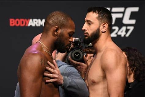 Dominick Reyes pokes fun at Jon Jones’ legacy after UFC Louisville win: ‘Forever he will know that he lost to me’