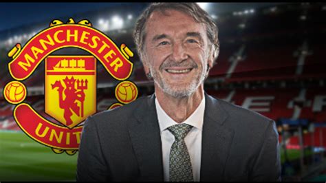 Write informative laconic excerpt under 30 words in mexican spanish for news below. Do not wrap it into quotation marks or html tags. Jun 24, 2024, 06:34 AM ETSir Jim Ratcliffe has said plans for Manchester United women are yet to be confirmed. Eddie Keogh - The FA/The FA via Getty ImagesSir Jim Ratcliffe has admitted that plans for the Manchester United women&apos;s team are still to be confirmed off the back of a turbulent and disappointing league season.Despite winning their first major piece of silverware -- the FA Cup -- United endured a difficult season, finishing fifth. It was their lowest finish since promotion to the Women&apos;s Super League (WSL) in 2019.Ratcliffe praised the women&apos;s FA Cup victory -- a 4-0 win over Tottenham -- but admitted that they have not begun planning for the women&apos;s team, focusing on solving the issues on the men&apos;s side first."We haven&apos;t got into that level of detail with the women&apos;s team yet," he told Bloomberg. "We&apos;ve been pretty much focused on how we resolve the first team issues, and that&apos;s been pretty full time for the first six months."When asked if the plans were to be confirmed, Ratcliffe responded, "Correct."United finished the season 20 points behind champions Chelsea and were out of the running for the title by February. They started the season with a short-lived Champions League campaign after falling to Paris Saint-Germain in the qualifying round.The lack of direction for the women&apos;s team has been a concern for fans and players alike. A source told ESPN that players were hesitant to renew or sign new contracts due to the lack of understanding of where the team is headed.Ratcliffe was absent for the women&apos;s team&apos;s inaugural trophy lift in the top flight at Wembley in May, instead opting to head to Old Trafford to watch the men&apos;s team take on Arsenal.Ratcliffe was at both the men&apos;s FA Cup semifinal and final against Manchester City, which they won 2-0. However, Marc Skinner stated that the team had felt the full support of Ratcliffe and Ineos."A proud and historic moment for the team that is testament to their grit, determination and team spirit," Ratcliffe said in a post that was shared by Ineos on X. "A wonderful achievement. Many congratulations."England goalkeeper Mary Earps, one of United&apos;s most high-profile players, is out of contract in a matter of days. The direction of the club is something that could be obstructing her decision."The honest reality is that conversations are still ongoing," Earps told Sky Sports News last month. "I&apos;ve been clear I don&apos;t want to make an emotional decision. I&apos;ve asked the club for some confirmation on what they&apos;re trying to achieve and when I have those answers I&apos;ll be able to make a decision. It&apos;s up to the club."United also risk bidding farewell to numerous players. Sources told ESPN that captain Katie Zelem&apos;s future is undecided, and she, along with Earps, are considering moves away from the club.Meanwhile, Lucía García and Irene Guerrero are both heavily linked with moves to Mexico. Nikita Parris turned down a move to NWSL side North Carolina Courage ahead of the FA Cup final but is still expected to depart the club in this window. ,Planes para el equipo femenil del Manchester United aún no confirmados. Temporada difícil tras la victoria en la FA Cup. Jugadoras dudan sobre renovar contratos.