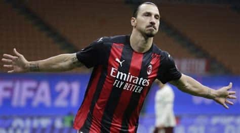 Write informative laconic excerpt under 30 words in mexican spanish for news below. Do not wrap it into quotation marks or html tags. Jul 18, 2024, 06:53 AM ETMaximilian Ibrahimovic has signed for AC Milan. AC Milan/AC Milan via Getty ImagesZlatan Ibrahimovic&apos;s eldest son, Maximilian, has signed his first professional contract with AC Milan.The teenage forward will play for Milan&apos;s reserves, &apos;Milan Futuro,&apos; in Serie C in the 2024-25 campaign.Maximilian, 17, played for the club&apos;s under-18 squad last season. The Swedish-born player has followed his father around Europe and was previously enrolled at the academies of both Paris Saint-Germain and Manchester United.Ibrahimovic, who is Sweden&apos;s all-time top scorer with 62 goals in 121 matches, retired from football last summer after his contract with AC Milan expired.He currently holds a role as senior advisor to AC Milan&apos;s ownership.Ibrahimovic&apos;s younger son, Vincent, is also part of the club&apos;s youth set-up. ESPN BET is owned and operated by PENN Entertainment, Inc. and its subsidiaries (&apos;PENN&apos;). ESPN BET is available in states where PENN is licensed to offer sports wagering. Must be 21+ to wager. If you or someone you know has a gambling problem and wants help, call 1-800-GAMBLER.Copyright: © 2024 ESPN Enterprises, Inc. All rights reserved. ,Hijo mayor de Zlatan Ibrahimovic, Maximilian, firma su primer contrato profesional con AC Milan, jugará en el equipo de reservas en Serie C.