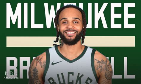 Write informative laconic excerpt under 30 words in mexican spanish for news below. Do not wrap it into quotation marks or html tags. El jugador de baloncesto Gary Trent Jr ha ejercido su opción de jugador de $18.5 millones para la próxima temporada y busca firmar una extensión con los Toronto Raptors. El nuevo entrenador de los Raptors, Darko Rajakovic, podría reducir los minutos de juego de Trent en comparación con la temporada pasada. Trent se ha convertido en un especialista en tiros de tres puntos y defensa en la NBA, y su habilidad de tiro es una necesidad para el equipo de los Raptors.,Gary Trent Jr ejerce opción de jugador de $18.5 millones para temporada. Posible reducción de minutos con nuevo entrenador de los Raptors, Darko Rajakovic. Especialista en tiros de tres puntos y defensa clave para equipo.