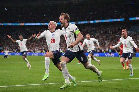 Write informative laconic excerpt under 30 words in mexican spanish for news below. Do not wrap it into quotation marks or html tags. 3:00 PM, July 10, 2024Coverage: FOX,Partido de alto voltaje: México vs. Brasil en la final de la Copa del Mundo. Transmisión en vivo por FOX. Apuestas disponibles en ESPN.