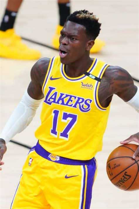 Write informative laconic excerpt under 30 words in mexican spanish for news below. Do not wrap it into quotation marks or html tags. Dennis Schroder se une a los Raptors de Toronto con un contrato de dos años y $26 millones de dólares después de una destacada actuación en el torneo EuroBasket. Schroder será el base titular de los Raptors y se espera que aporte velocidad y rapidez al equipo en el nuevo esquema del entrenador Darko Rajakovic.,El base Dennis Schroder firma con los Raptors de Toronto por $26 millones tras brillar en el EuroBasket. Será clave en el esquema de Rajakovic.