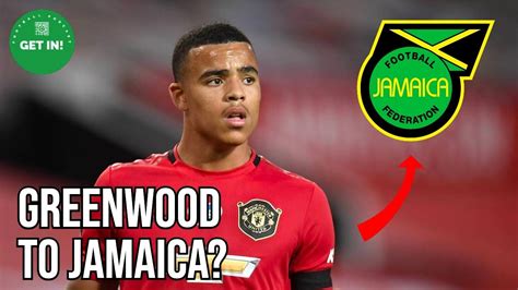 Write informative laconic excerpt under 30 words in mexican spanish for news below. Do not wrap it into quotation marks or html tags. Mason Greenwood is set to change his international allegiance from England to Jamaica, sources told ESPN.The 22-year-old has made just one competitive appearance for England, as a late substitute in a UEFA Nations League clash with Iceland in September 2020.Jamaica have made a formal approach to transfer Greenwood&apos;s international registration and sources have told ESPN that the process is underway.Greenwood left Manchester United to join Marseille in a £30 million deal earlier this summer as he looks to rebuild his career having been charged with attempted rape, assault and coercive behaviour in January 2022.The charges were dropped in February 2023 and Greenwood always denied any wrongdoing. Greenwood was never banned by the English FA but has not featured for England since his debut against Iceland.Jamaica recently appointed Steve McClaren -- previously a coach at United -- as their new manager and sources have told ESPN that the English FA have sanctioned the change, with FIFA now asked to approve Greenwood&apos;s switch. ,Según fuentes, Mason Greenwood cambiará su lealtad internacional de Inglaterra a Jamaica. El delantero de 22 años se unió a Marsella por £30 millones para reconstruir su carrera.