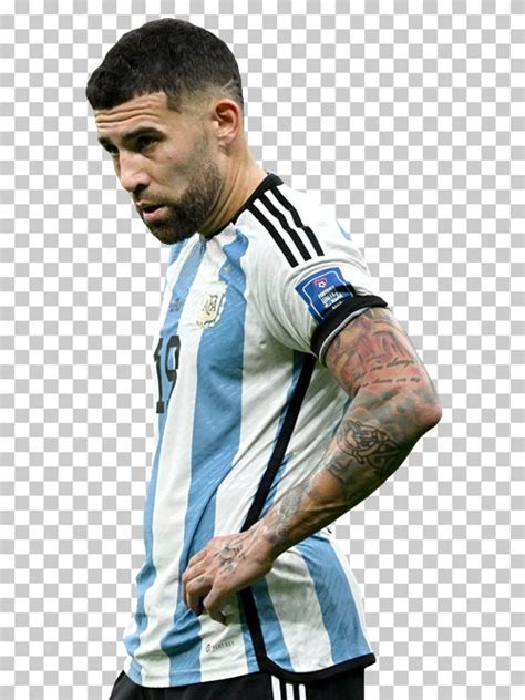 Write informative laconic excerpt under 30 words in mexican spanish for news below. Do not wrap it into quotation marks or html tags. Aug 3, 2024, 06:12 AM ETArgentina captain Nicolás Otamendi has been left fuming after an all-in brawl following their 1-0 Olympic quarterfinal defeat to France in Bordeaux on Friday.Argentina were booed throughout the match by a hostile home crowd and fighting broke out between the players immediately after the final whistle.There was shoving for a couple of minutes before the players were broken up. Some France players appeared to sprint down the tunnel moments later before coming back out a short time later to perform a lap of honor.After the scuffle, Otamendi took aim at France defender Loïc Badé, who he thought had over celebrated in front of Argentina players&apos; families."I am very angry that they went to where the family members were to celebrate in his face," Otamendi said."[If] he [Badé] feels like celebrating, let him come to where we are and we will solve it there. We&apos;ll talk about whatever we have to talk about."France and Argentina players were involved in a brawl after their match. PHILIPPE LOPEZ/AFP via Getty ImagesAlthough primarily an under-23 competition, the game was a rematch French fans have been waiting for since Argentina&apos;s dramatic penalty shootout win in the 2022 World Cup final.A racism scandal had heightened tensions ahead of the game after a video of Argentina players singing an offensive song about French players of African heritage as they celebrated their Copa América victory last month made the rounds.France coach Thierry Henry was just as unhappy with the fight, and was left furious after midfielder Enzo Millet was sent off."I went to shake the opposing coach&apos;s hand and all of a sudden I saw a lot of things happening," Henry told reporters."I don&apos;t like seeing this kind of thing. It wasn&apos;t necessary."We didn&apos;t want to lose a player [to suspension] but it was pointless, he wasn&apos;t even playing [at the final whistle]."I&apos;m really not happy about that. We were all united, the only drawback is getting a red on the bench."Jean-Philippe Mateta scored in the fifth minute Henry&apos;s team, who will face Egypt in semifinals. ,El capitán de Argentina, Nicolás Otamendi, enfurecido tras una pelea en el partido olímpico contra Francia. Ambos equipos se enfrentarán nuevamente en cuartos de final.