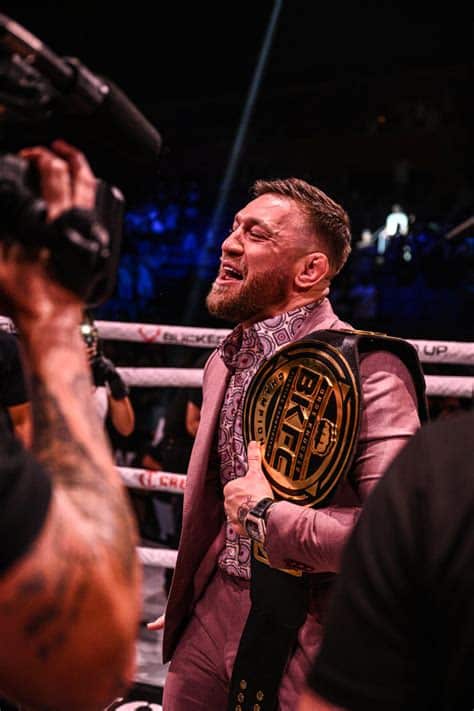 Video – Fans react to Conor McGregor’s bizarre speech at BKFC