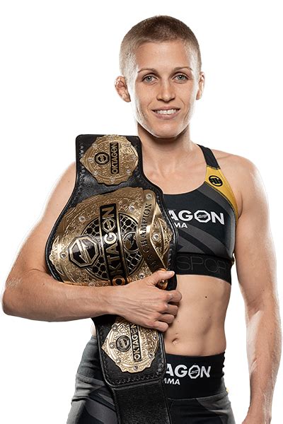 Mallory Martin uncrowns Katharina Dalisda to capture the strawweight title at Oktagon 62