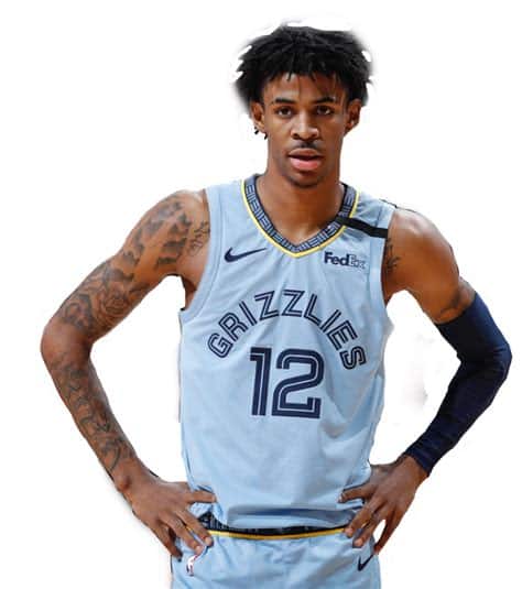 Write informative laconic excerpt under 30 words in mexican spanish for news below. Do not wrap it into quotation marks or html tags. Ja Morant de los Grizzlies de Memphis ha sido suspendido por 25 partidos debido a su exhibición de un arma en Instagram. Fuente: Liga. Los Grizzlies han adquirido a Marcus Smart en un intercambio de tres equipos como sustituto de Morant. Fuente: Información del equipo. ,Ja Morant suspendido por 25 partidos por exhibir arma en Instagram. Grizzlies adquieren a Marcus Smart en intercambio como su reemplazo.