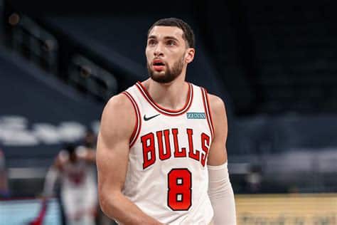 Write informative laconic excerpt under 30 words in mexican spanish for news below. Do not wrap it into quotation marks or html tags. Zach LaVine tuvo una destacada temporada 2022-23, jugando 77 partidos y promediando más de 20 puntos en un 45% de tiros de campo. A pesar de las lesiones del equipo, LaVine se estableció como una amenaza constante desde el perímetro, promediando 2.6 triples por partido con un 37.5% de efectividad. Ahora, en su 10ma temporada en la NBA, LaVine está listo para mostrar un crecimiento en su juego y seguir siendo una pieza clave en el núcleo de los Bulls junto a DeMar DeRozan y Nikola Vucevic.,Zach LaVine brilló en la temporada 2022-23, superando lesiones y consolidándose como líder de los Bulls con promedio de más de 20 puntos por juego.