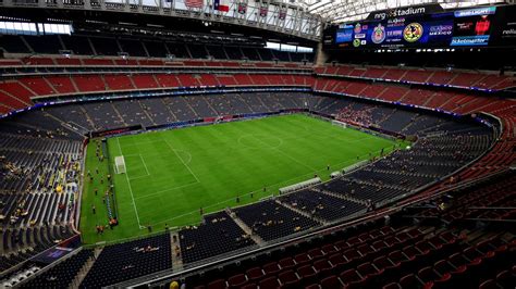 Write informative laconic excerpt under 30 words in mexican spanish for news below. Do not wrap it into quotation marks or html tags. Oct 30, 2024, 02:42 PM ETThe 2025 Concacaf Gold Cup final will be played at Houston&apos;s NRG Stadium on July 6, Concacaf announced Wednesday.In September, the organization revealed the14 sites in 11 areas will be used for the tournament, which starts June 14. It avoided the Eastern Seaboard, staying away from FIFA&apos;s expanded 32-team Club World Cup.It is the first time the Gold Cup final will be held in Texas. NRG Stadium, the regular home of the NFL&apos;s Houston Texans, was also chosen to host games in the 2026 FIFA World Cup.Houston&apos;s NRG Stadium has regularly hosted soccer events. Alex Slitz/Getty ImagesThe United States sent second-string rosters to the 2021 and &apos;23 Gold Cups to give most Europe-based players time off following their club seasons.Mexico has won nine Gold Cups, including in 2023. The U.S. has won seven, including in 2021, and Canada won in 2000.Information from The Associated Press contributed to this report. ESPN BET is owned and operated by PENN Entertainment, Inc. and its subsidiaries (&apos;PENN&apos;). ESPN BET is available in states where PENN is licensed to offer sports wagering. Must be 21+ to wager. If you or someone you know has a gambling problem and wants help, call 1-800-GAMBLER.Copyright: © 2024 ESPN Enterprises, Inc. All rights reserved. ,La final de la Copa Oro de Concacaf 2025 se jugará en el Estadio NRG de Houston el 6 de julio, según anunció Concacaf.