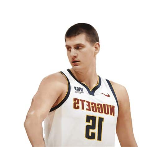 Write informative laconic excerpt under 30 words in mexican spanish for news below. Do not wrap it into quotation marks or html tags. El jugador de baloncesto Nikola Jokic fue nombrado MVP de las Finales en la temporada 2022-23. Jokic lidera la liga en triple-dobles por segundo año consecutivo, con 29 en la temporada pasada. Jokic se establece como uno de los mejores jugadores de la NBA y el arma ofensiva más destacada.,Nikola Jokic, nombrado MVP de las Finales, lidera la NBA en triple-dobles y destaca como arma ofensiva destacada.