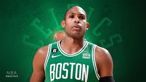 Write informative laconic excerpt under 30 words in mexican spanish for news below. Do not wrap it into quotation marks or html tags. Con la llegada de Kristaps Porzingis, Boston Celtics planea descansar a Al Horford para los playoffs. Horford promedió 10.2 puntos, 7.7 rebotes y 3.4 asistencias en su regreso a Boston la temporada pasada. Se espera que Horford comparta minutos con Robert Williams y juegue como centro y ala-pivot.,Boston Celtics descansará a Al Horford gracias a la llegada de Kristaps Porzingis para los playoffs. Horford compartirá minutos con Robert Williams.