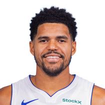 Write informative laconic excerpt under 30 words in mexican spanish for news below. Do not wrap it into quotation marks or html tags. Tobias Harris ha sido un jugador consistente, ubicándose entre los 60 mejores de la NBA en seis de los últimos nueve años. En la temporada 2022-23, Harris promedió 14.7 puntos, 5.7 rebotes, 2.5 asistencias, 0.9 robos y 1.7 triples por partido. Se espera que Harris mantenga un papel importante en los Philadelphia 76ers en la próxima temporada, especialmente si James Harden es transferido.,Tobias Harris, jugador consistente en la NBA, promedió 14.7 puntos, 5.7 rebotes, 2.5 asistencias, 0.9 robos y 1.7 triples por partido en la temporada 2022-23.