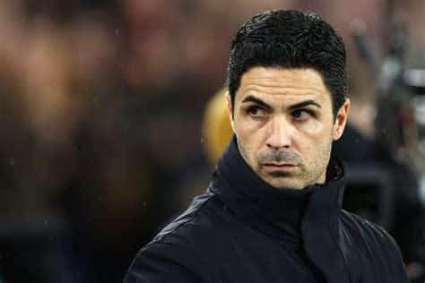 Write informative laconic excerpt under 30 words in mexican spanish for news below. Do not wrap it into quotation marks or html tags. Mikel Arteta said Tuesday&apos;s 5-1 thrashing of Sporting CP is a "landmark win" and the best European away performance of his five-year tenure as Arsenal manager.Sporting were previously unbeaten in 19 matches across all competitions this season, but were hammered at the Estadio Jose Alvalade as goals from Gabriel Martinelli, Kai Havertz, Gabriel Magalhães, Bukayo Saka&apos;s penalty and substitute Leandro Trossard secured an emphatic victory.It is the first time Arsenal have scored five goals in a Champions League away game since October 2008 and only the Gunners second win in nine matches on the road in the competition.Arteta took charge of Arsenal in December 2019 and returned them to Europe&apos;s premier club competition after a six-year absence. After exiting last season&apos;s competition with a narrow 3-2 aggregate defeat at the quarterfinal stage, Arsenal were held at Atalanta and lost to Inter Milan on the road this term.Asked if he this was Arsenal&apos;s best European away win under his management, Arteta replied: "For sure, especially against the opponent that we played in their home. I don&apos;t think they&apos;ve lost here in 18 months. They&apos;ve been in top form, they&apos;ve been better than everyone they&apos;ve played here. To play to that level with the fluidity that we&apos;ve done today, very pleased."For sure [it is a landmark win] because the performance was there a few times when we have played big teams. We played Paris Saint-Germain and we were exceptional again. We played Bayern Munich and were exceptional."But we made some mistakes and it cost us. That&apos;s the level. We have to be able to cope. You have to make it happen. That creates belief. We need that consistency because the ability is there."The result leaves Arsenal on 10 points after five games -- inside the top-8 ahead of Wednesday&apos;s games -- with their next match against AS Monaco on Dec. 11 at the Emirates. ESPN BET is owned and operated by PENN Entertainment, Inc. and its subsidiaries (&apos;PENN&apos;). ESPN BET is available in states where PENN is licensed to offer sports wagering. Must be 21+ to wager. If you or someone you know has a gambling problem and wants help, call 1-800-GAMBLER.Copyright: © 2024 ESPN Enterprises, Inc. All rights reserved. ,Arsenal golea al Sporting en una victoria histórica en Champions League. Mikel Arteta elogia el desempeño de los Gunners en un contundente triunfo.