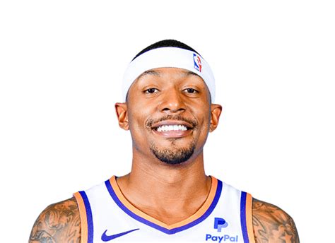 Write informative laconic excerpt under 30 words in mexican spanish for news below. Do not wrap it into quotation marks or html tags. El escolta Bradley Beal firmó un contrato máximo de 5 años y $251 millones con los Washington Wizards durante la temporada baja - fuente Beal promedió 23.2 puntos por juego la temporada pasada, una disminución significativa respecto a los 31.3 puntos que promedió en la temporada 2020-21 - fuente Se espera que Beal sea el punto de referencia del ataque de los Wizards nuevamente esta temporada, a pesar de la llegada de jugadores clave como Kristaps Porzingis y Kyle Kuzma - fuente,Bradley Beal firma contrato máximo con Wizards: $251 millones por 5 años. Promedio de puntos baja a 23.2 la temporada pasada. Líder del ataque con Porzingis y Kuzma.