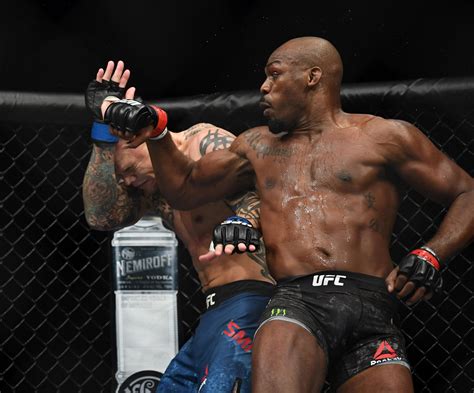 UFC Reverting Back to Old-Style Gloves Ahead of Jon Jones’ Return to the Octagon at UFC 309